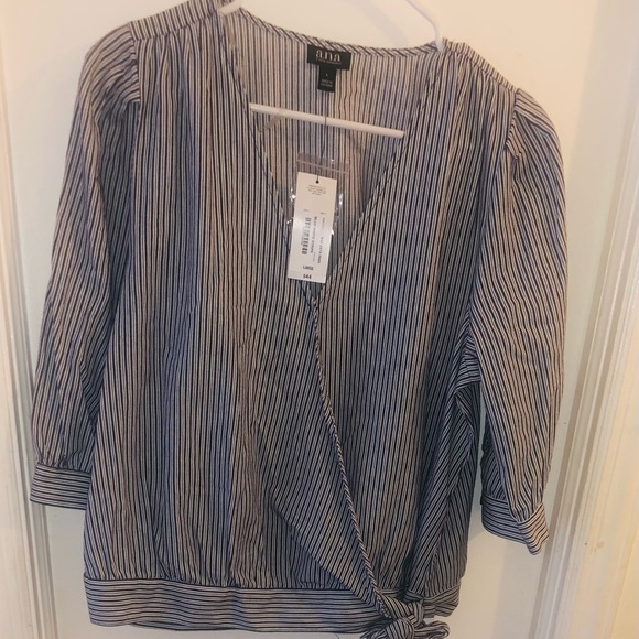 Wrap top - Picture 6 of 8